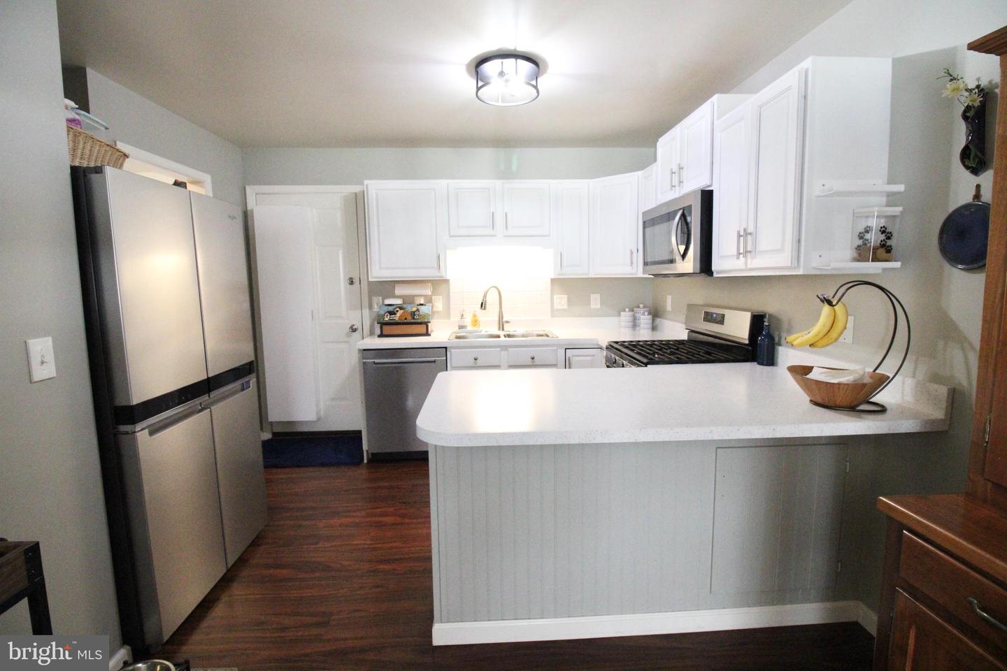 21 Tumbling Run Property Photo 9