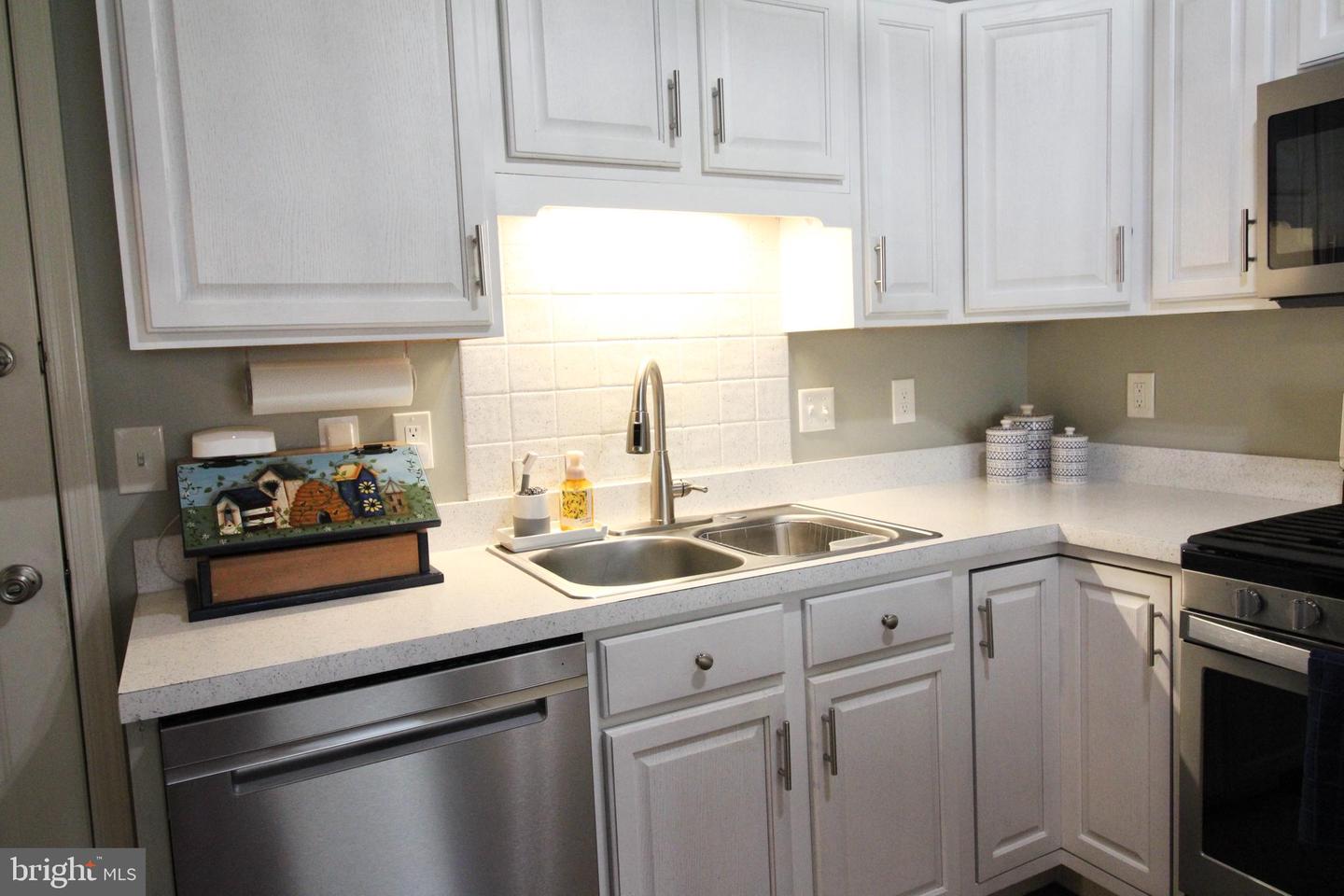 21 Tumbling Run Property Photo 11