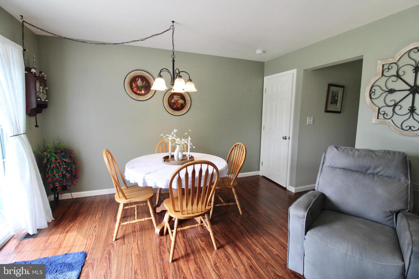 21 Tumbling Run Property Photo 15