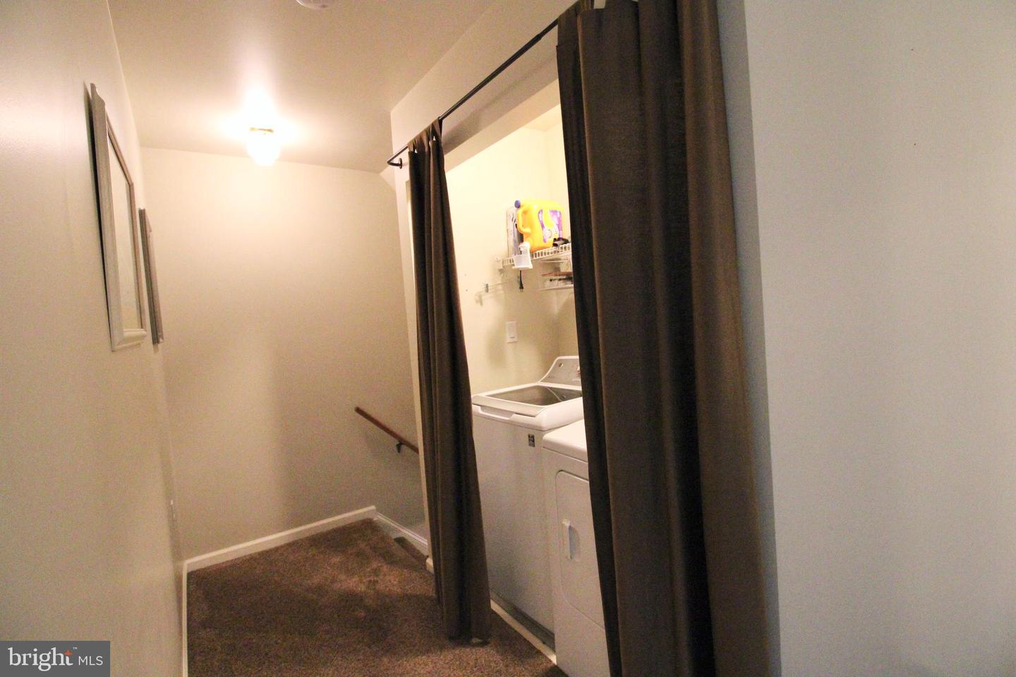 21 Tumbling Run Property Photo 19