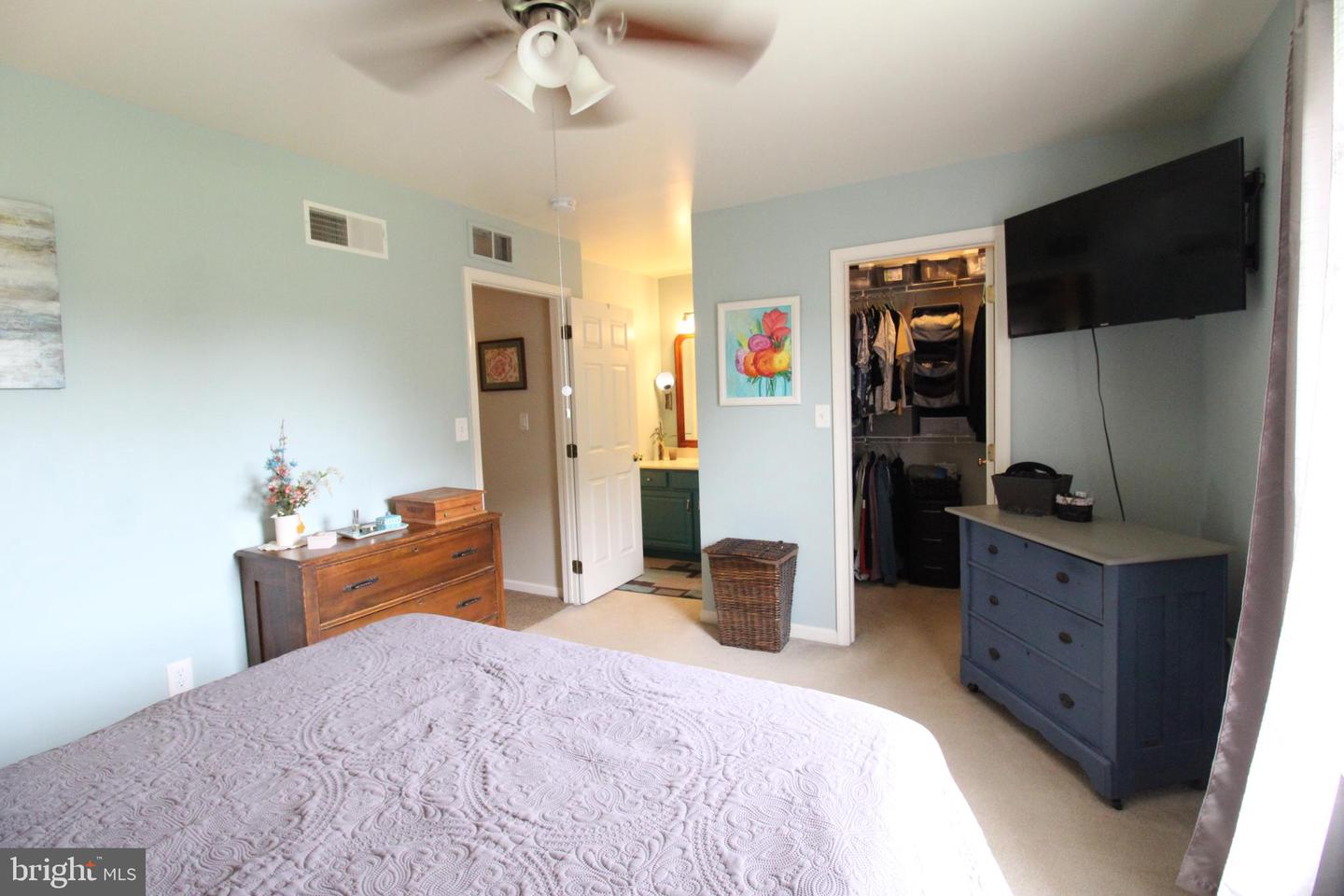 21 Tumbling Run Property Photo 22
