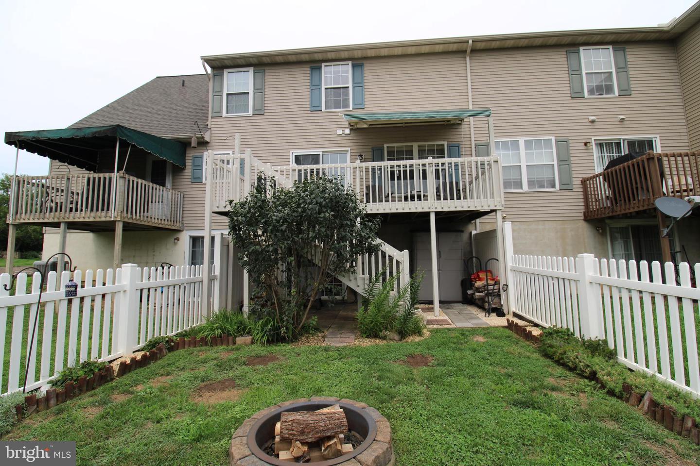 21 Tumbling Run Property Photo 35
