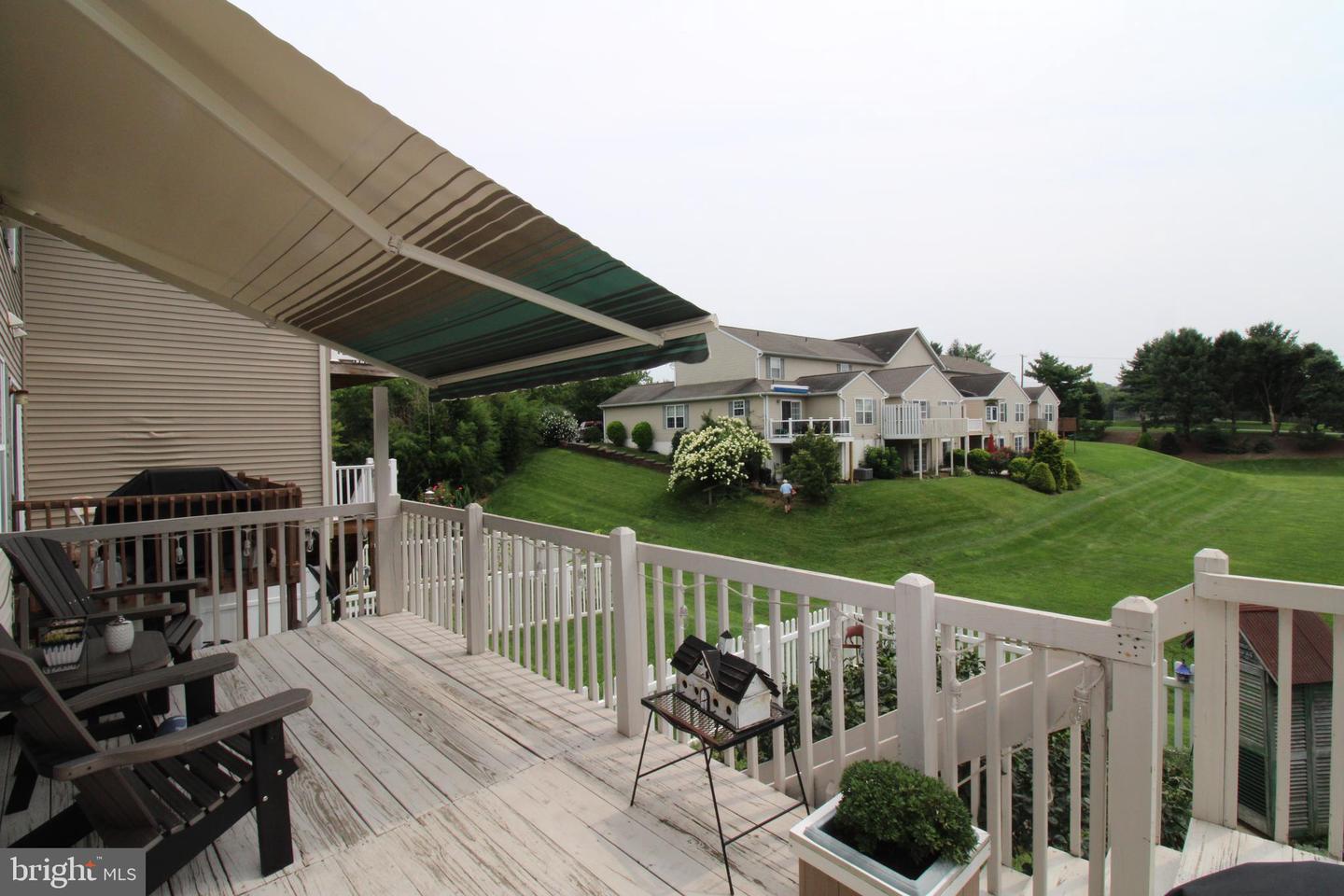 21 Tumbling Run Property Photo 38