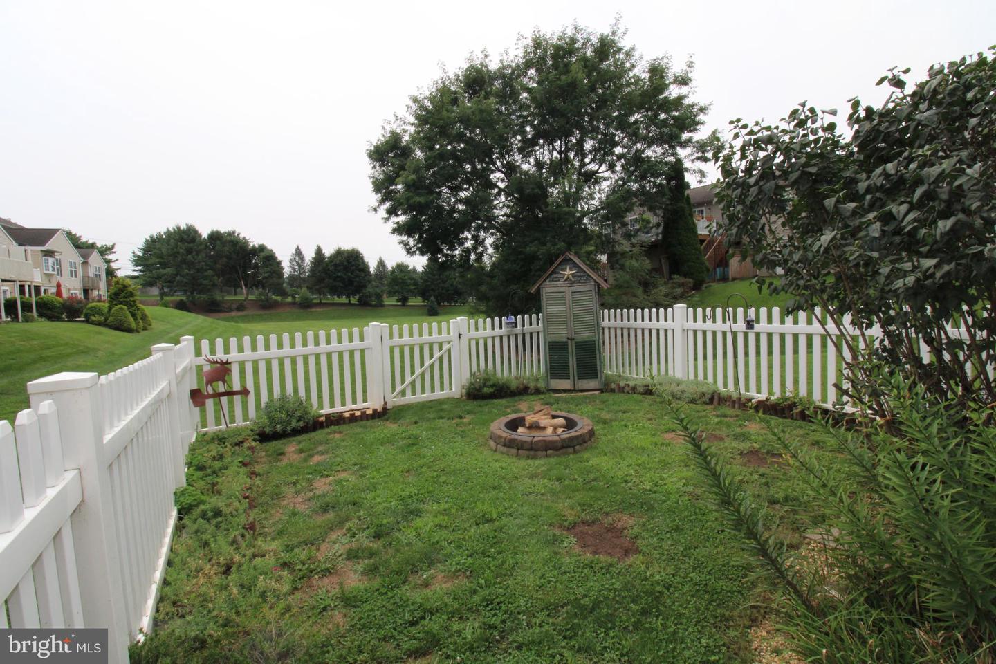21 Tumbling Run Property Photo 40