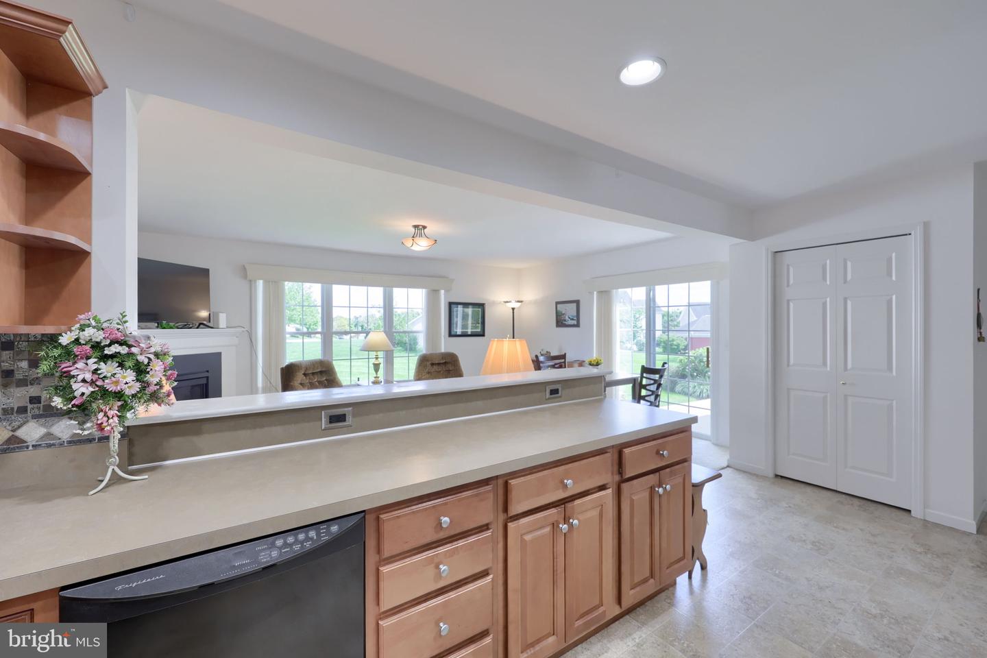 524 Thornberry Ln Property Photo 17