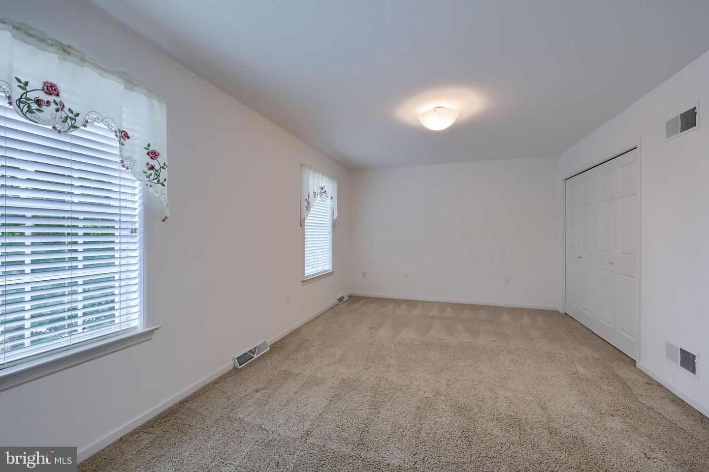 524 Thornberry Ln Property Photo 27
