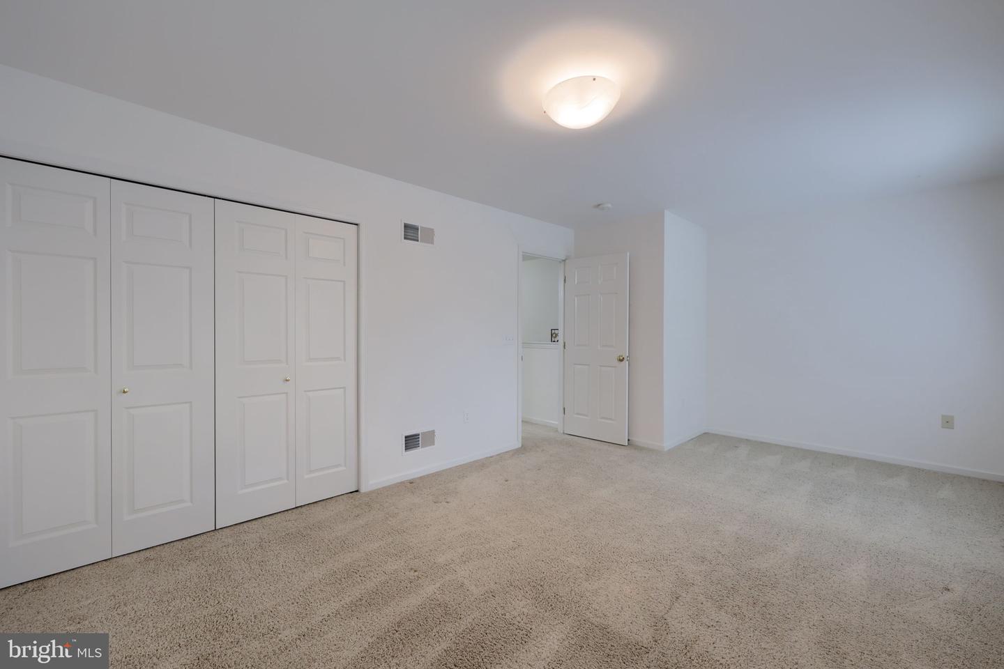 524 Thornberry Ln Property Photo 28