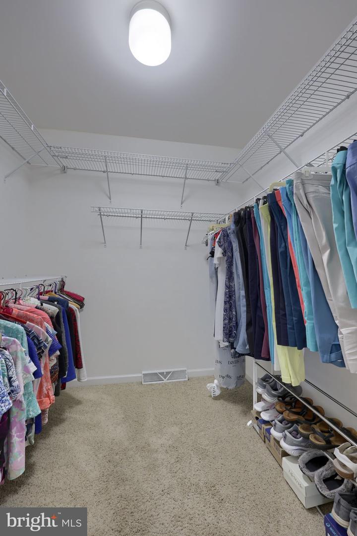 524 Thornberry Ln Property Photo 30