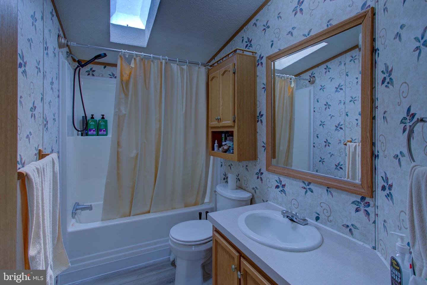 106 Falcon Ct Property Photo 11