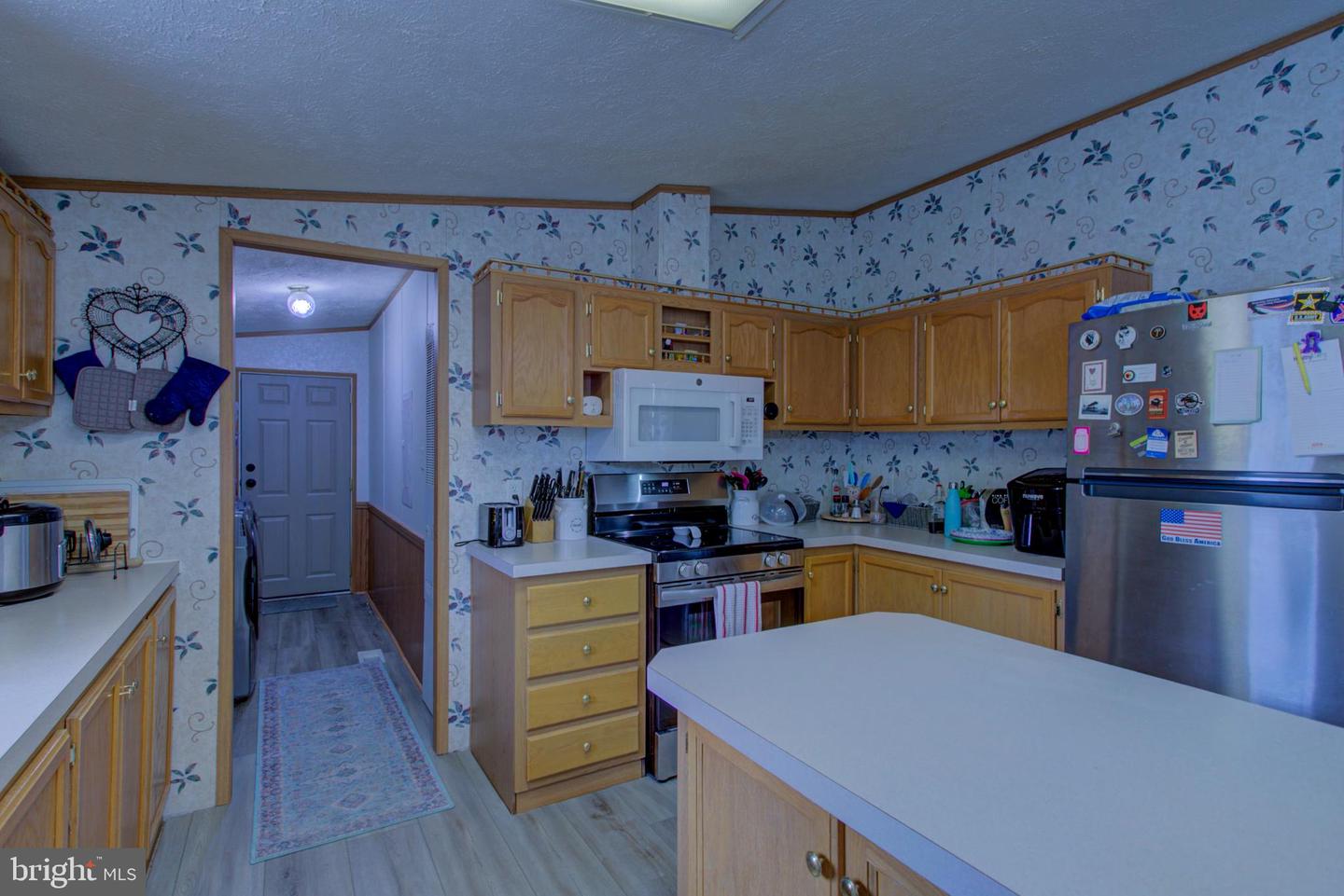 106 Falcon Ct Property Photo 13