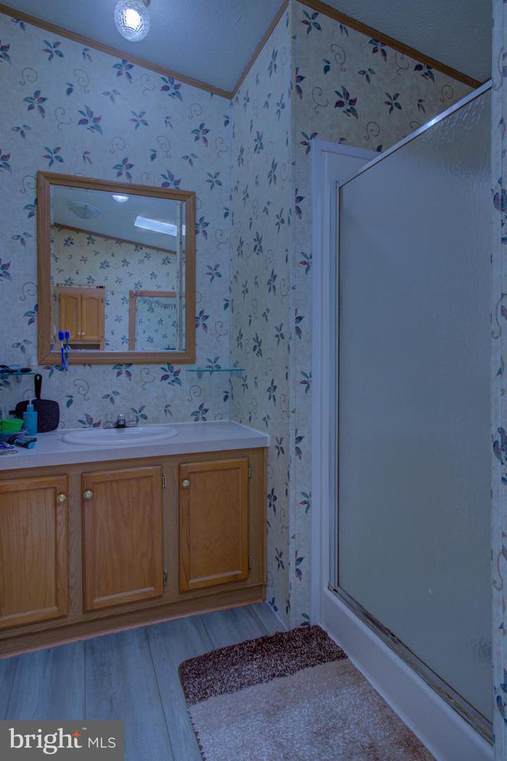 106 Falcon Ct Property Photo 29