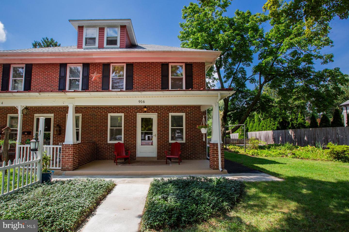 916 LANDIS AVE