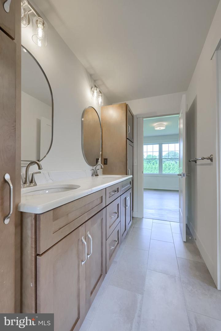 513 Cheltenham Ct Property Photo 65