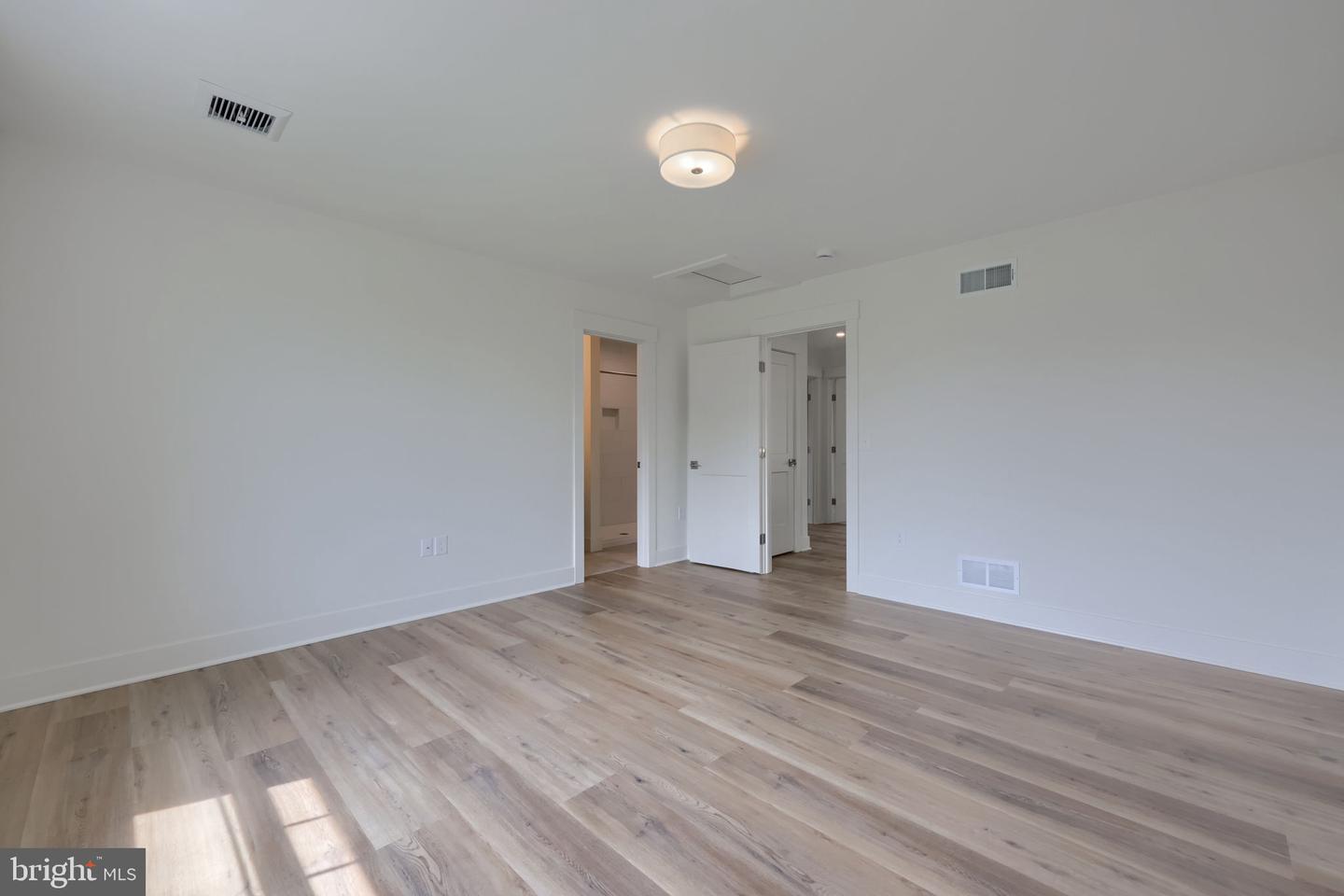 513 Cheltenham Ct Property Photo 71