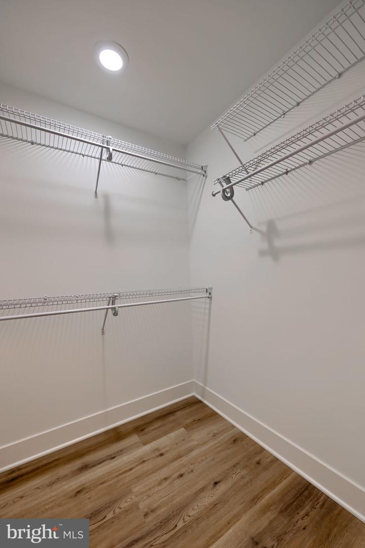 513 Cheltenham Ct Property Photo 73