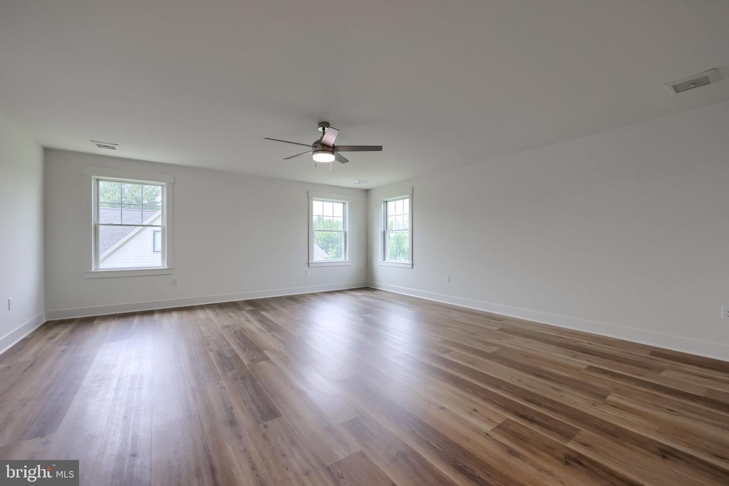 513 Cheltenham Ct Property Photo 75