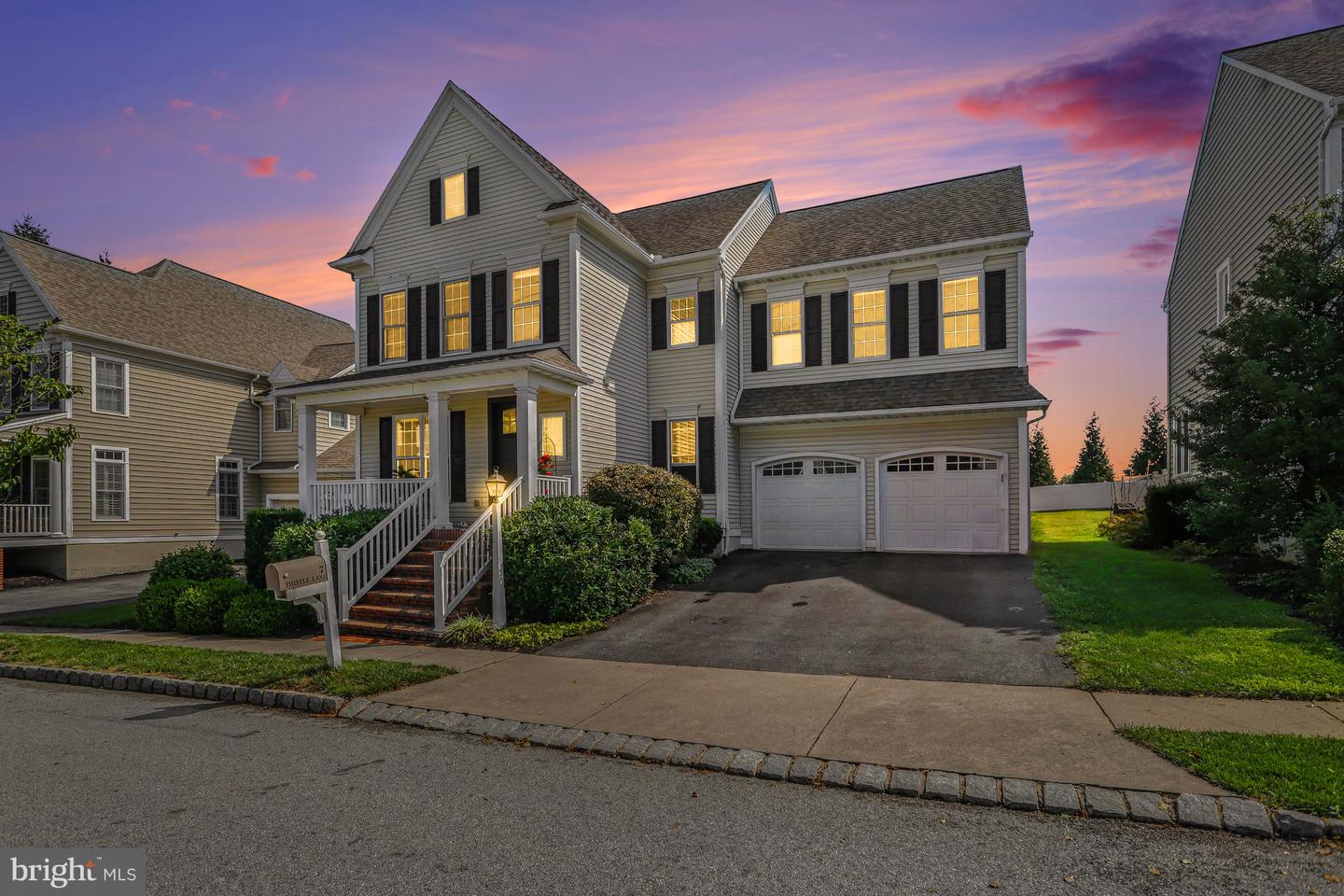 7 Thistle Grn Property Photo 5