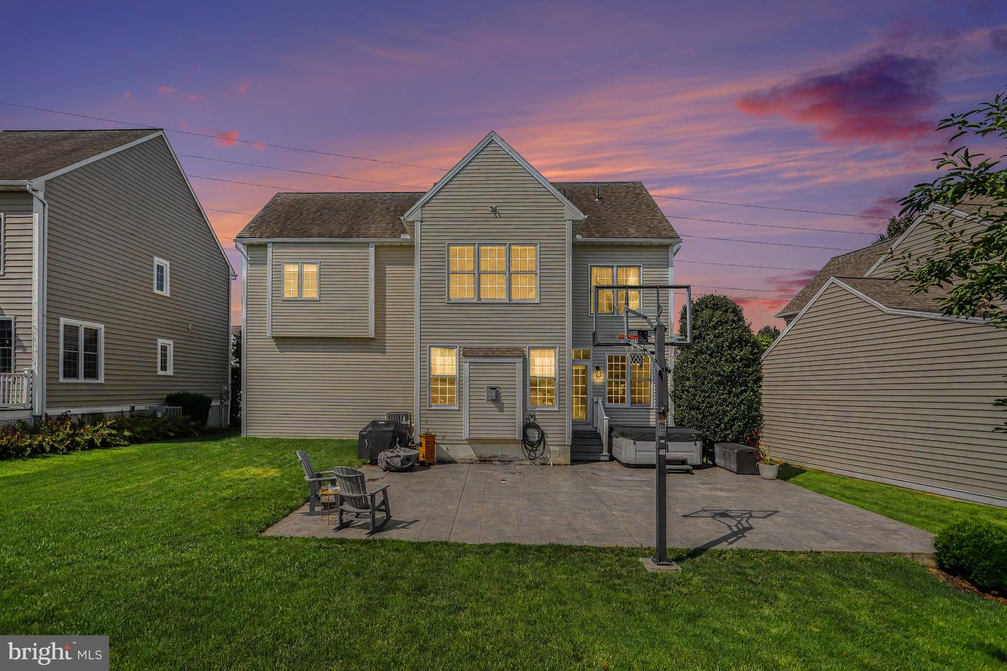 7 Thistle Grn Property Photo 38