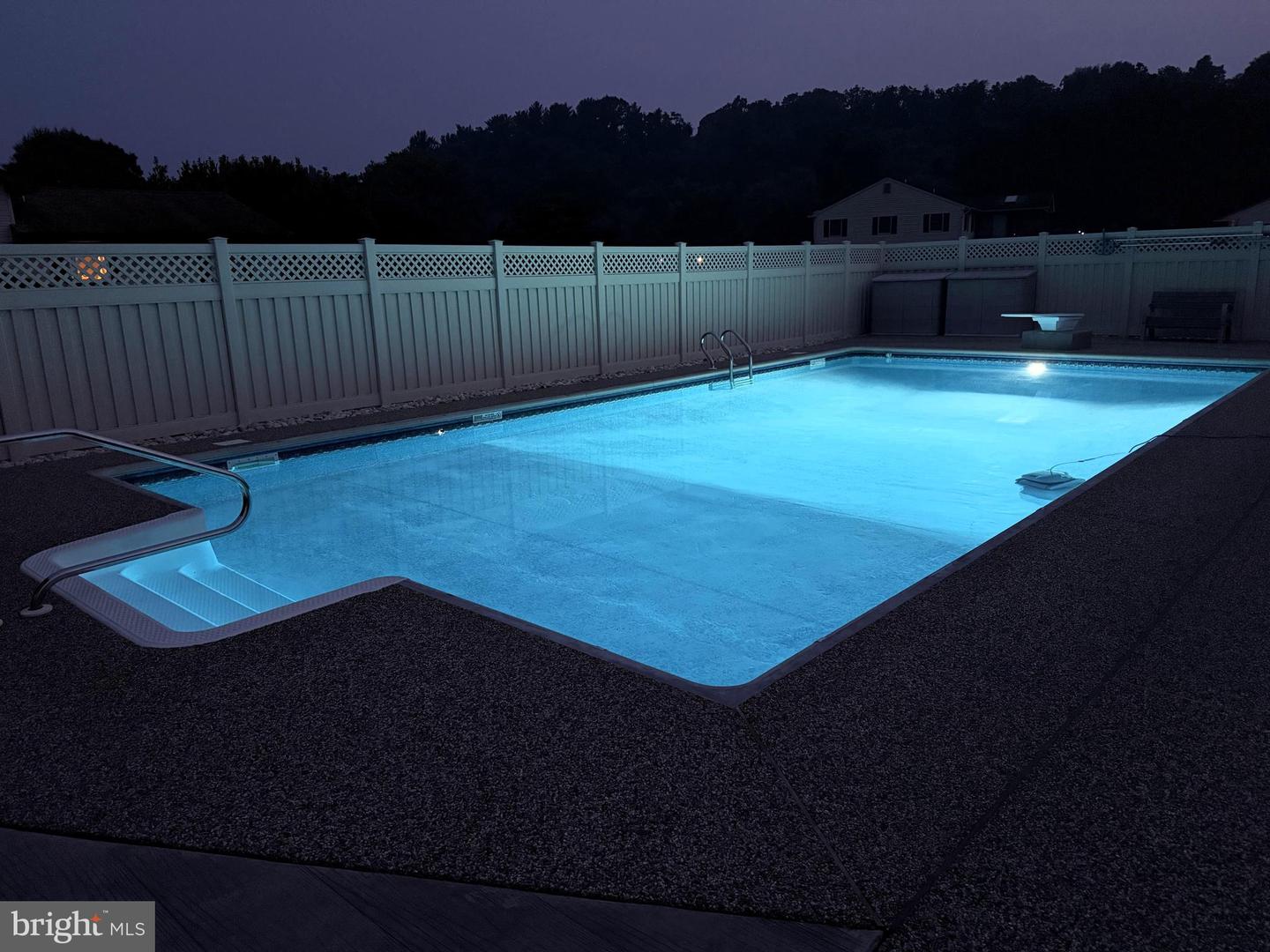 15 Sherrard Dr Property Photo 58