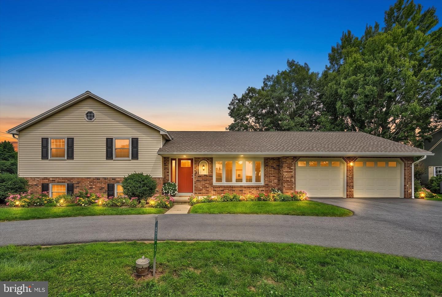 513 LINCOLN RD