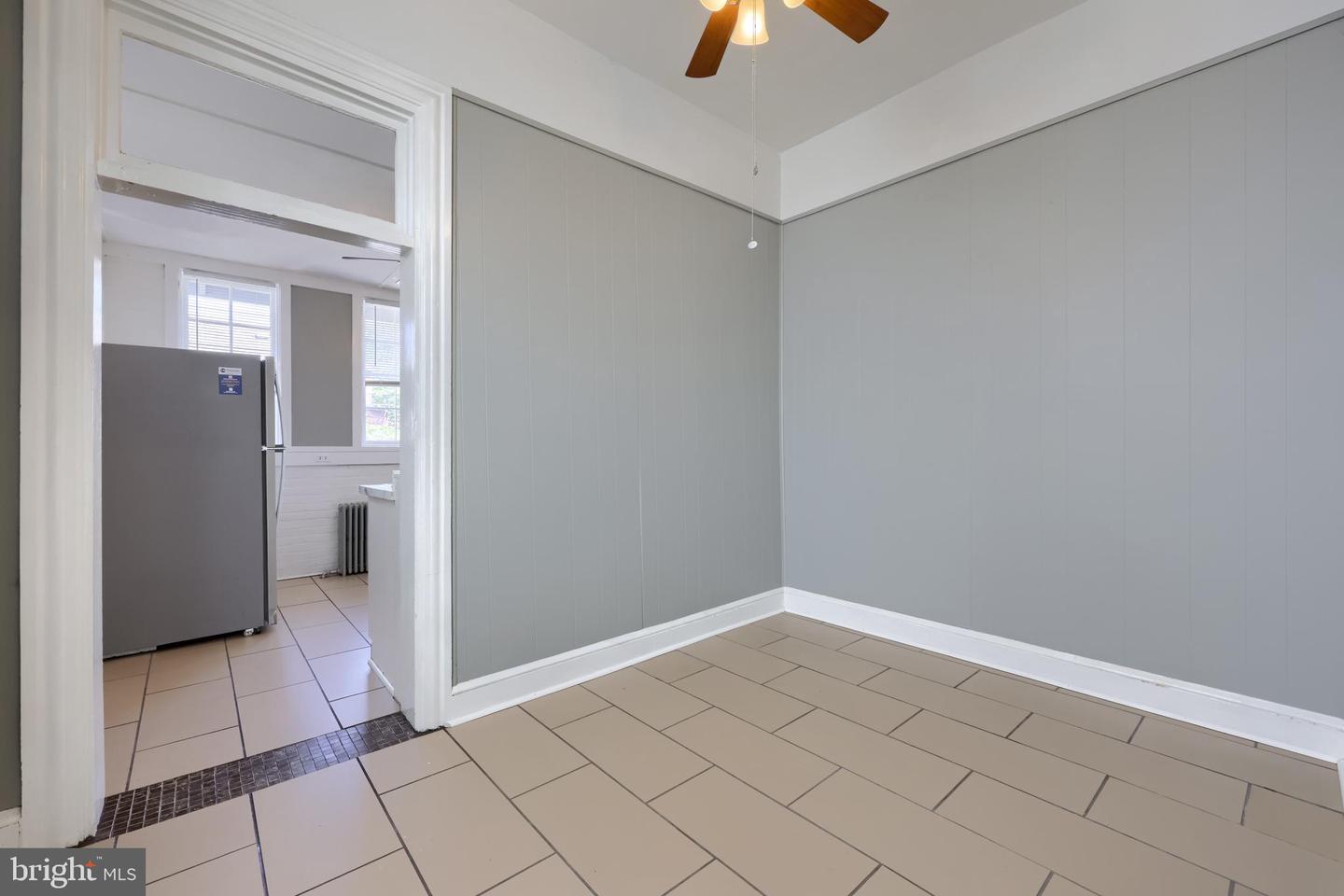 205 E King St Property Photo 17