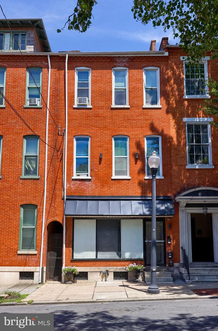 205 E King St Property Photo 32