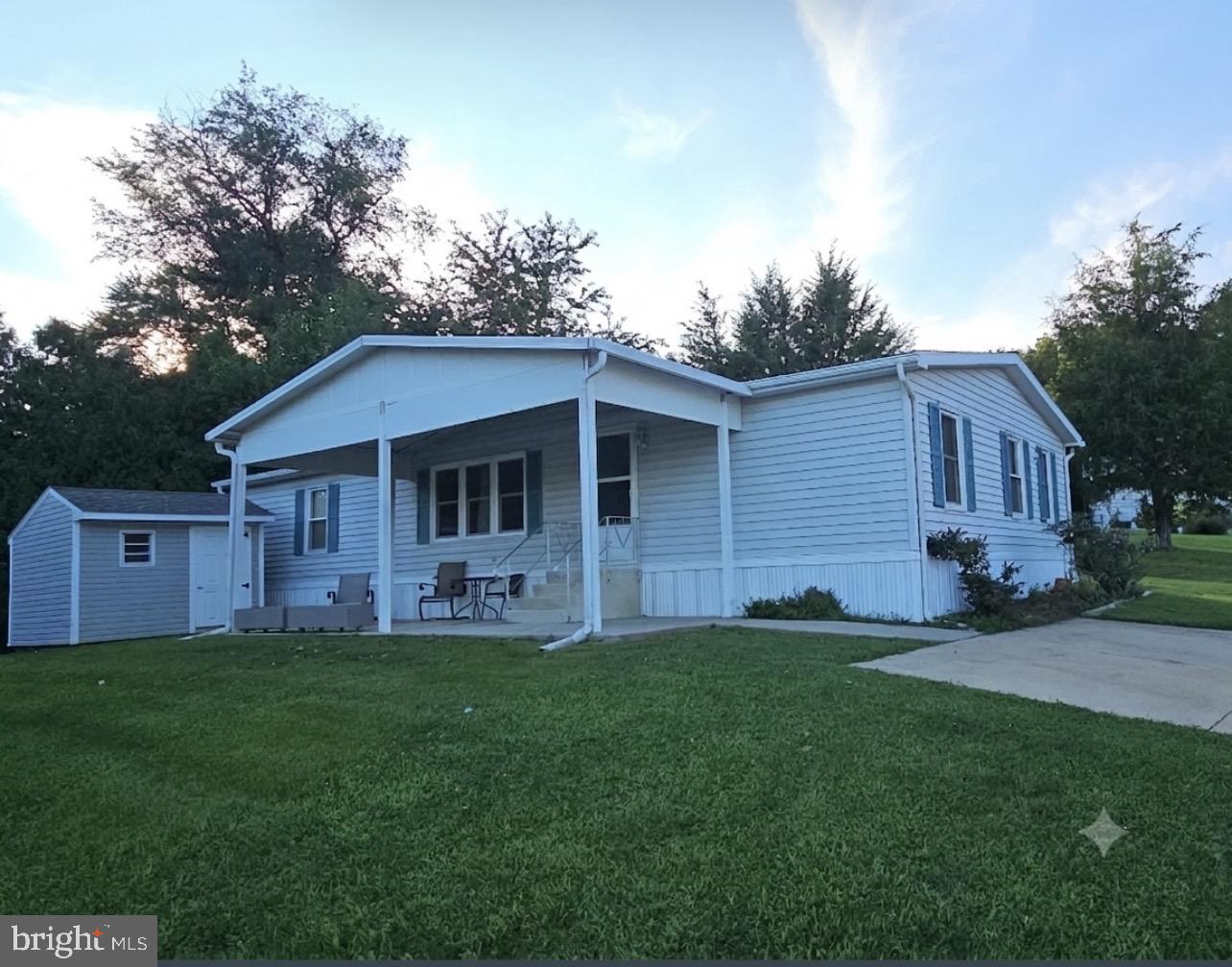 675 LILAC DR Property Photo 1
