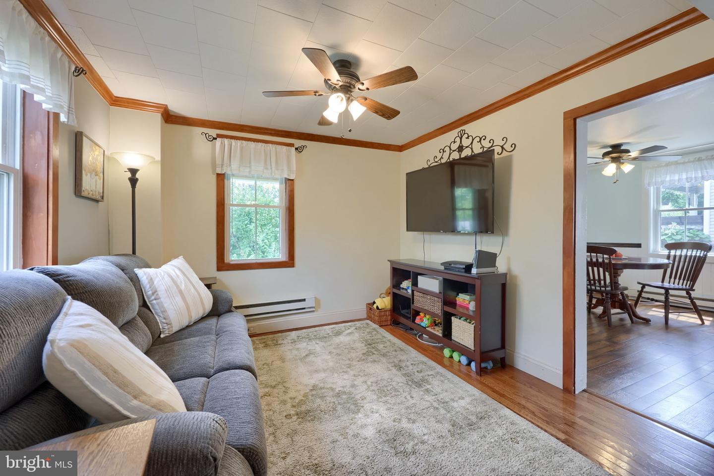 925 Maple St Property Photo 29