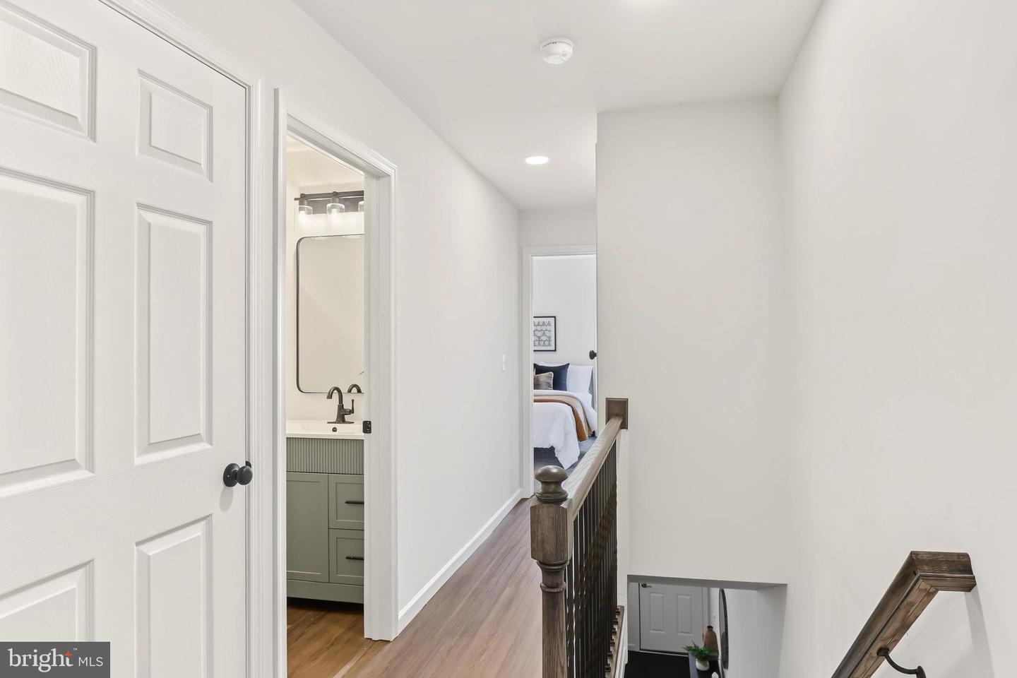 930 N Lime St Property Photo 14