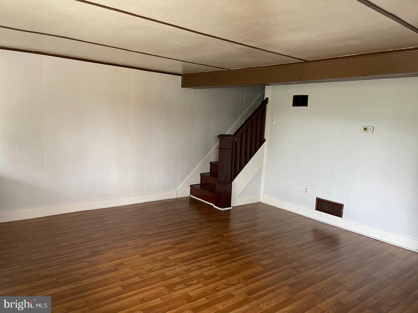 210 Park Property Photo 3