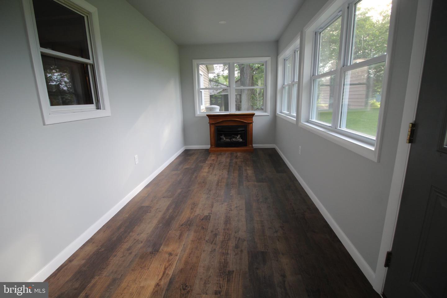 53 Bethesda Church Rd E Property Photo 4