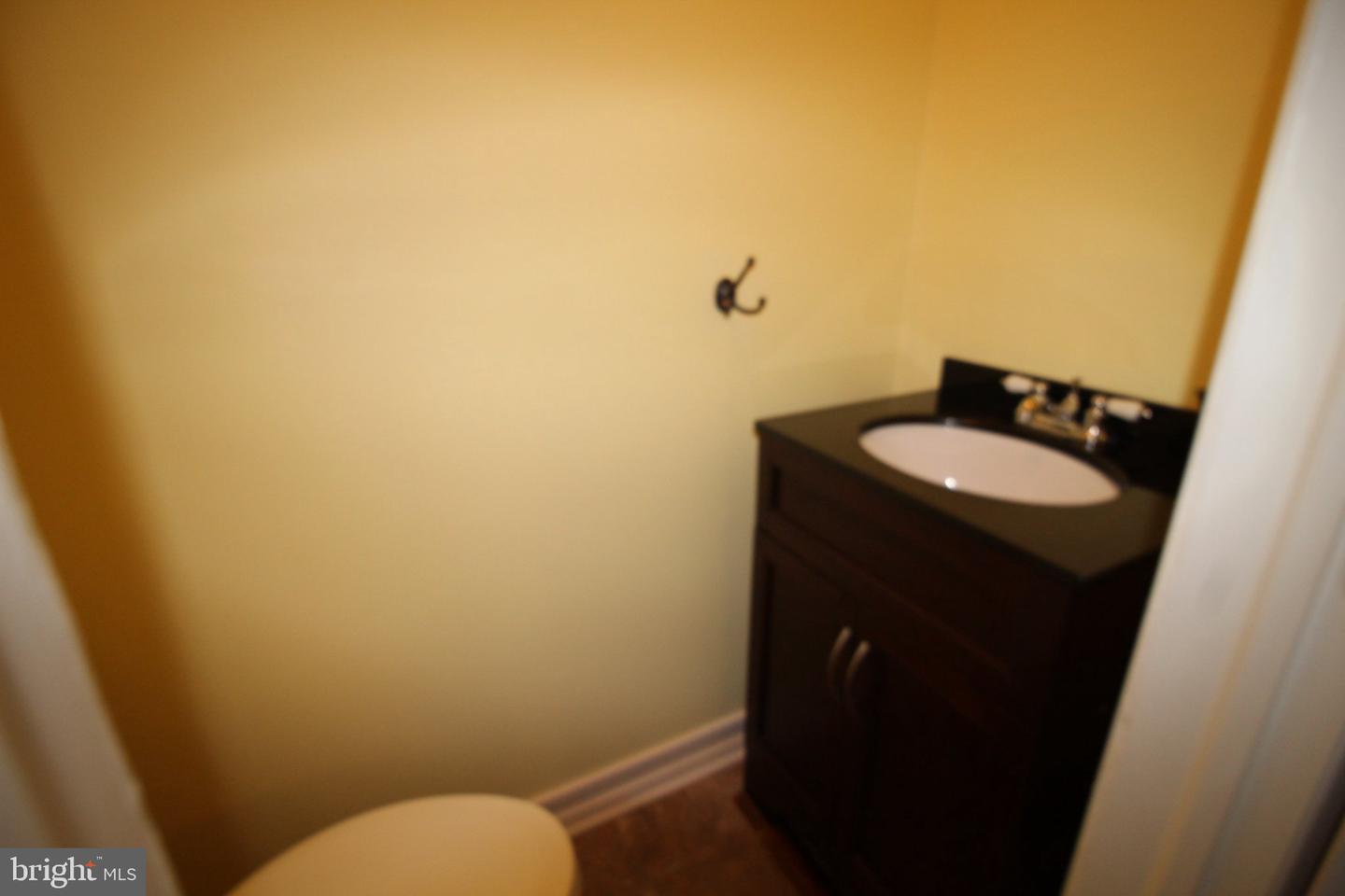 53 Bethesda Church Rd E Property Photo 6