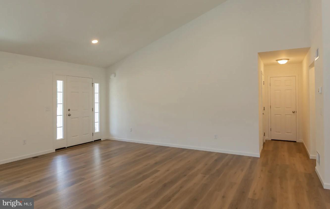 18 Ridgewood Rd #lot 36 Qd Property Photo 4