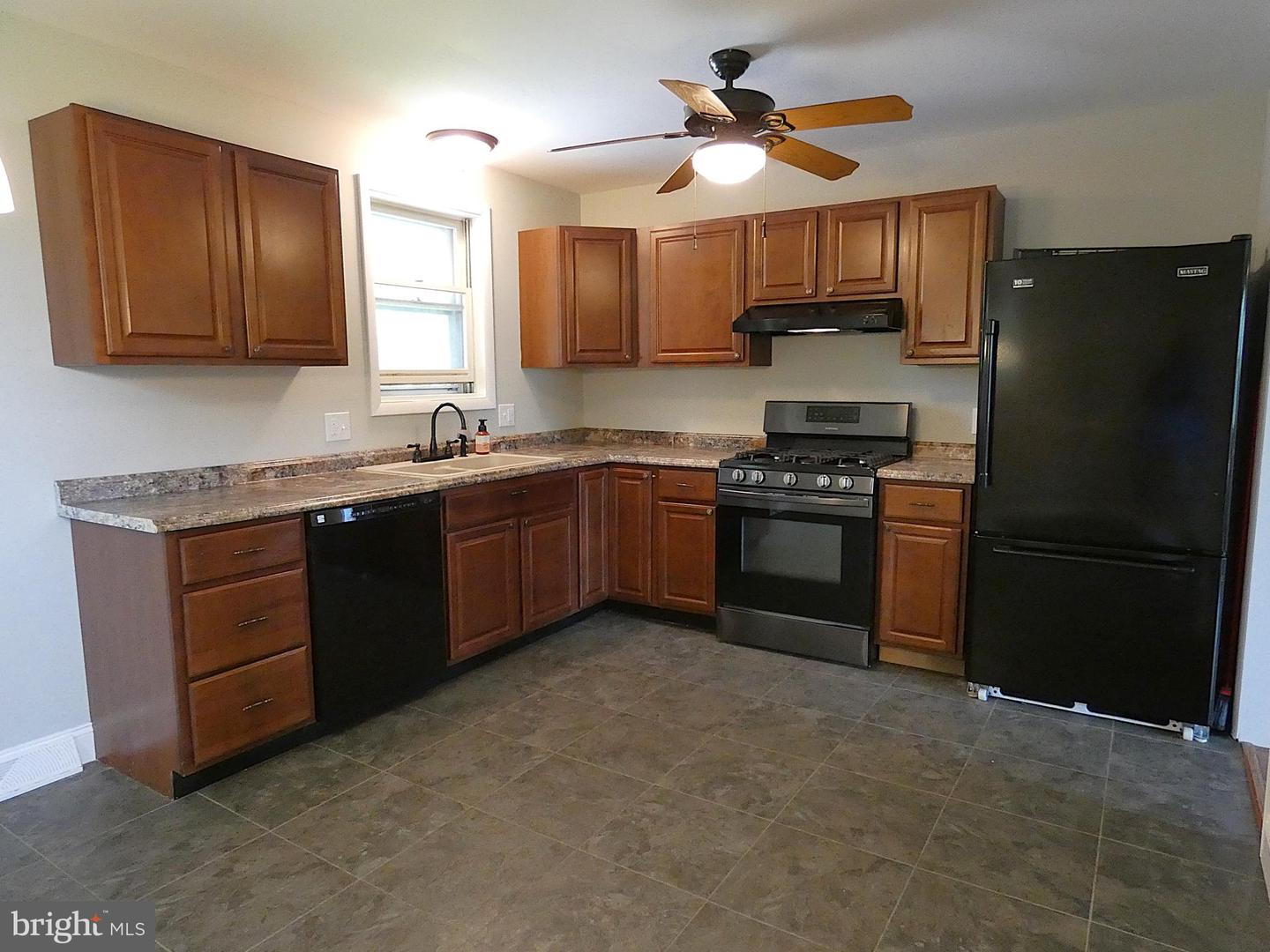 2978 Shiprock Rd Property Photo 4