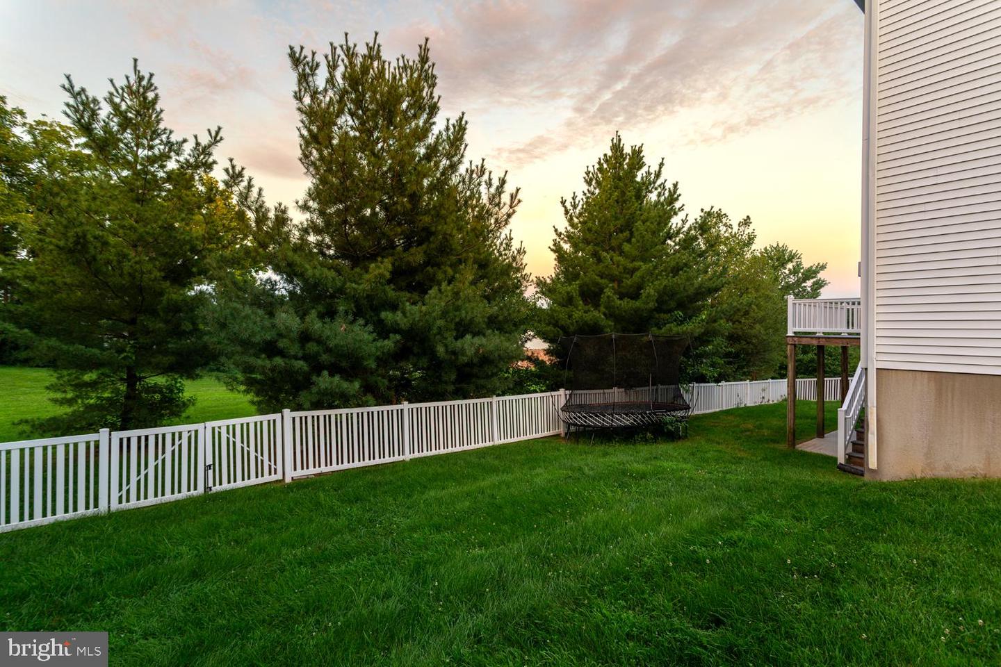 71 Summerlyn Dr Property Photo 41