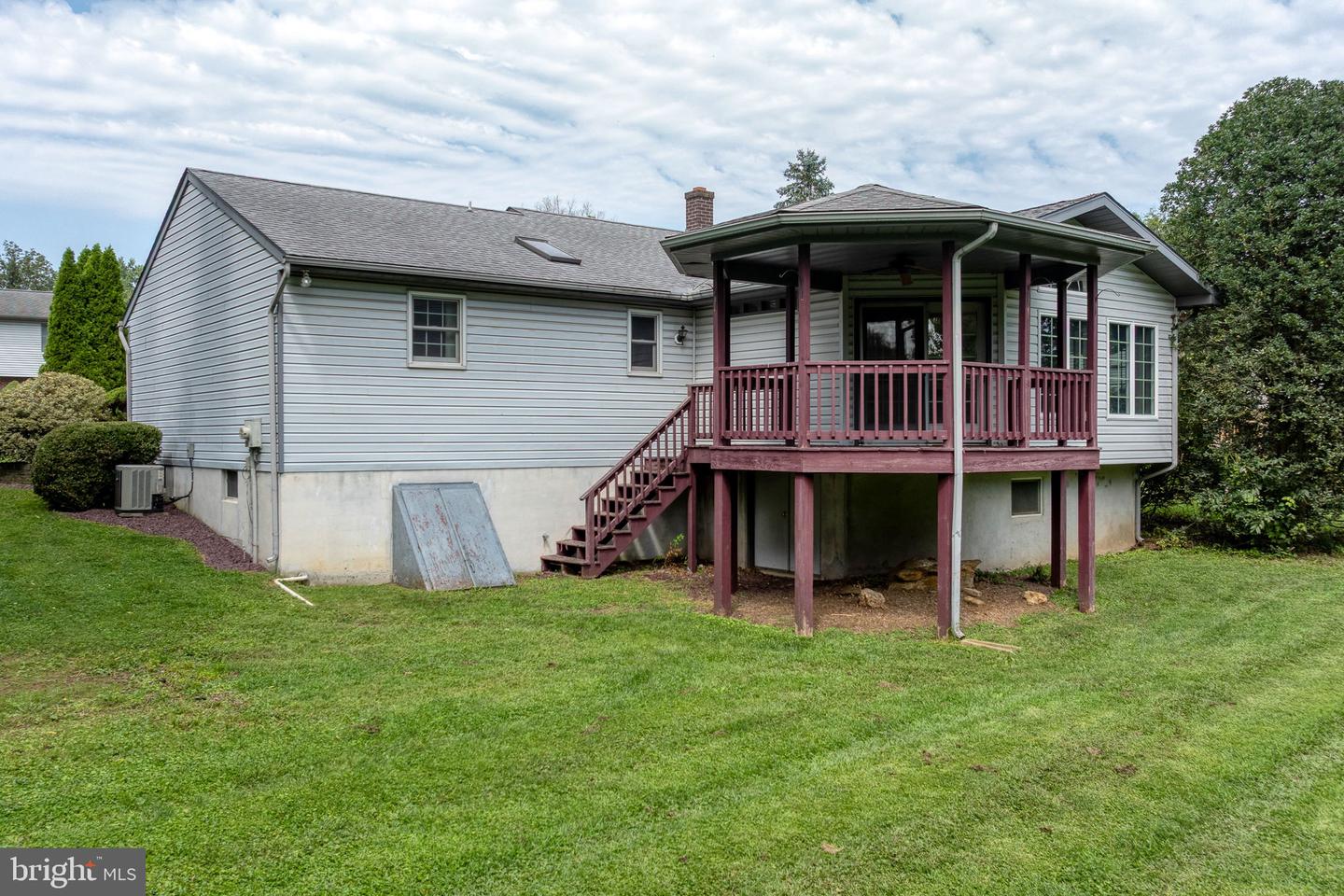 316 Hilltop Dr Property Photo 28