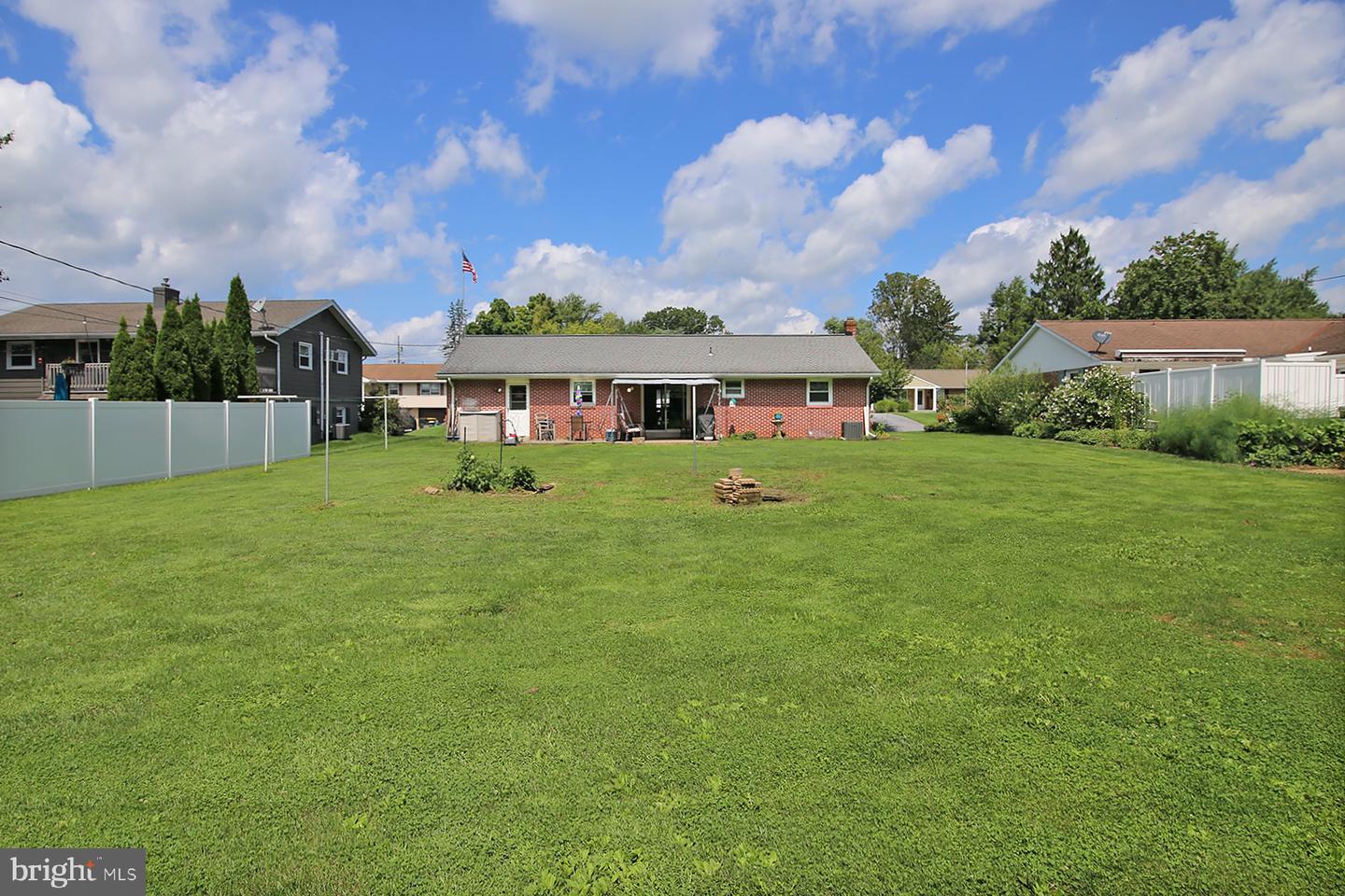 43 Marie Ave Property Photo 8