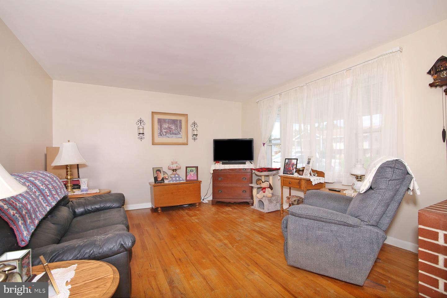 43 Marie Ave Property Photo 12