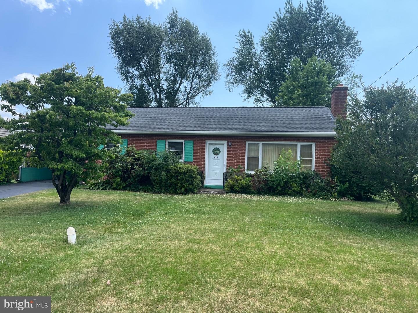 422 Redwood Dr Property Photo 1