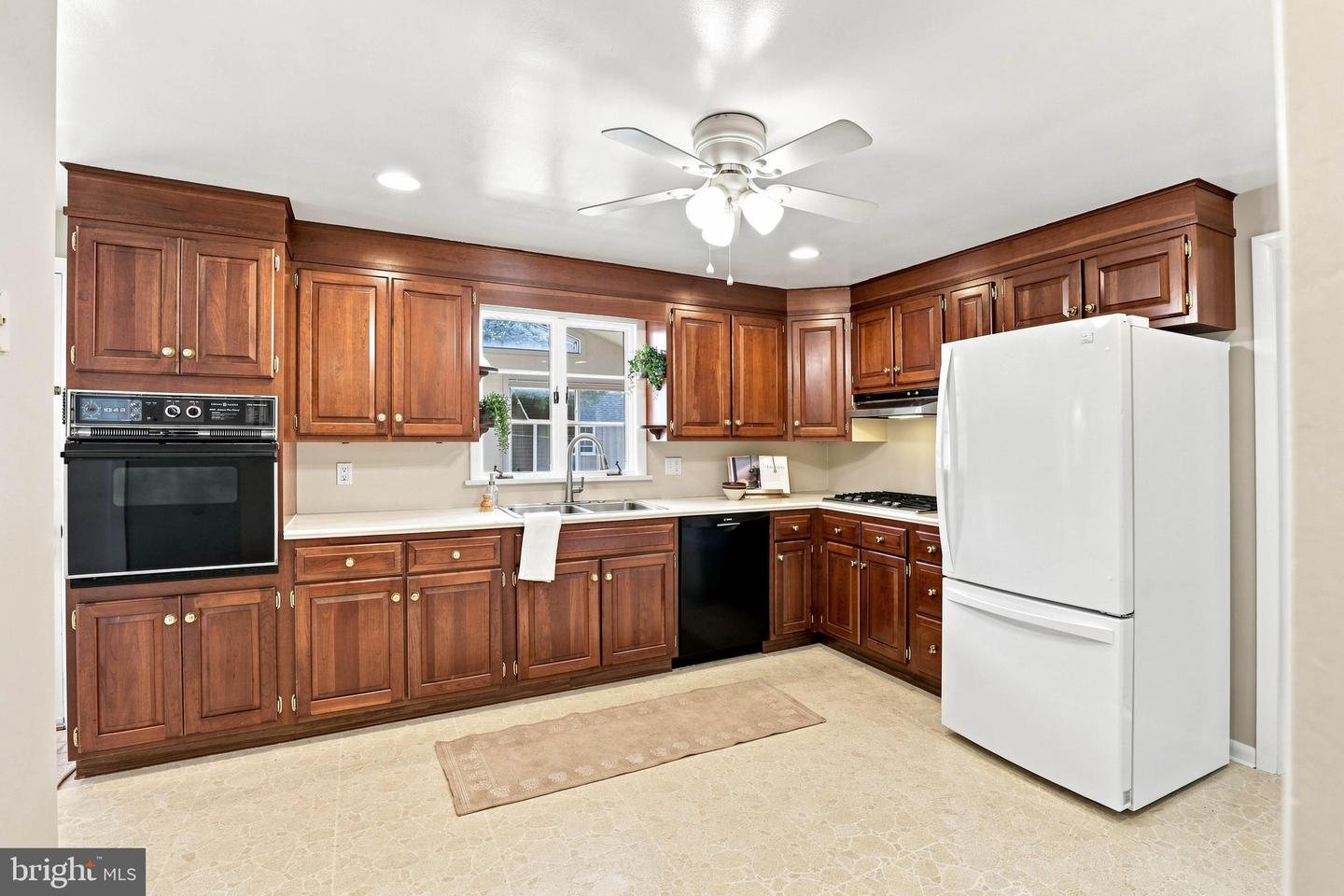 1631 Sunset Ave Property Photo 10