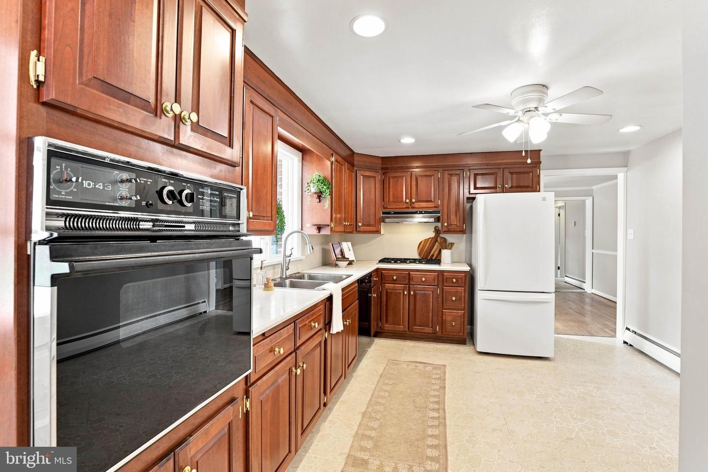 1631 Sunset Ave Property Photo 11