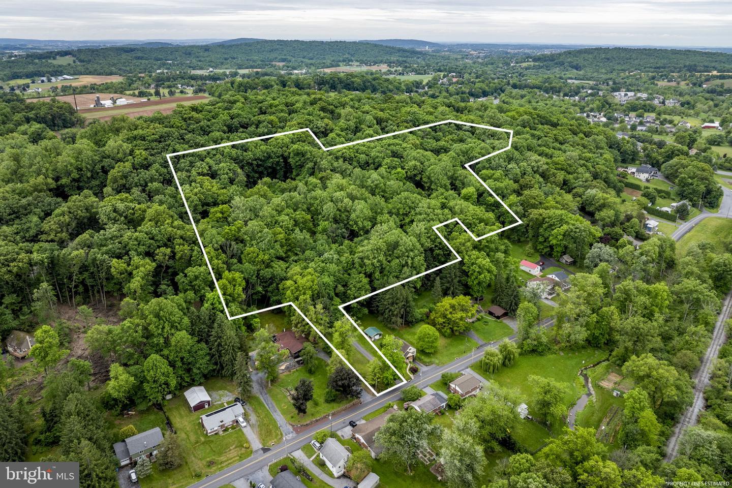 210 Resh Rd Property Photo 2