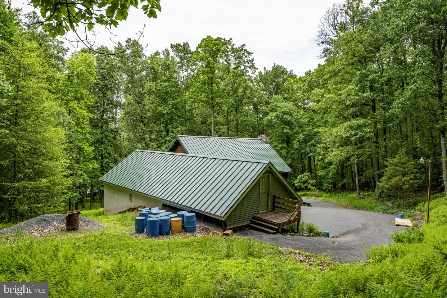 210 Resh Rd Property Photo 9