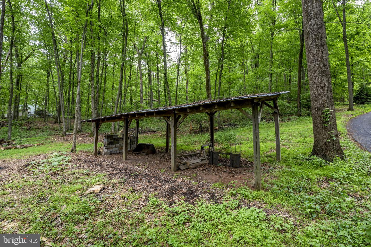 210 Resh Rd Property Photo 22