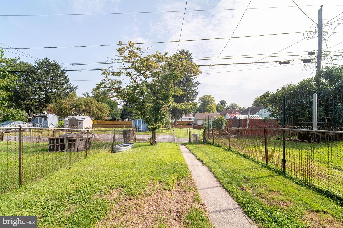 83 Hershey Ave Property Photo 24