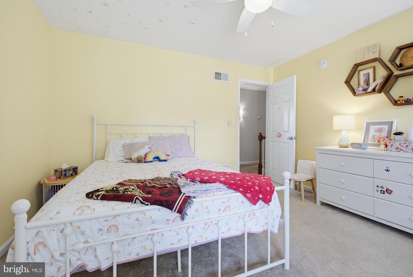 1189 Suffolk Dr Property Photo 27