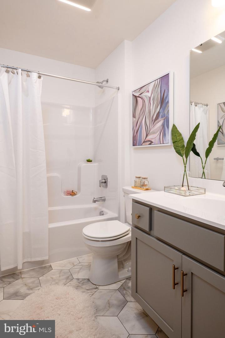 2444 Spring Water Cir Property Photo 15