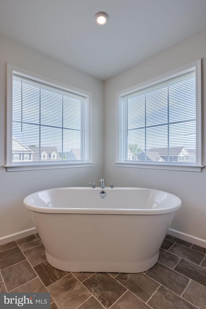 1111 Groff Ln Property Photo 17