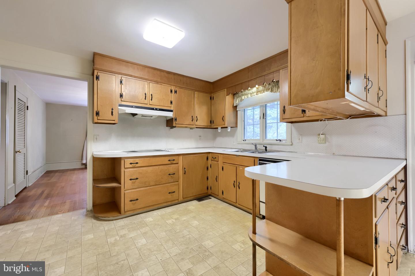 821 Timberline Dr Property Photo 10