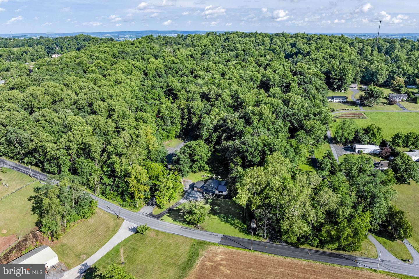 133 Valley View Property Photo 4